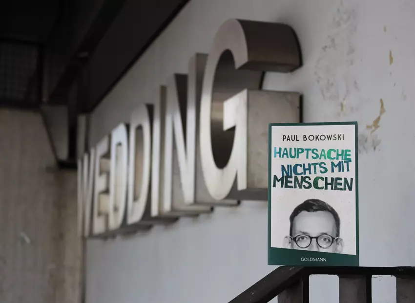 Galerie zum Buch Hauptsache nichts mit Menschen · Geschichten