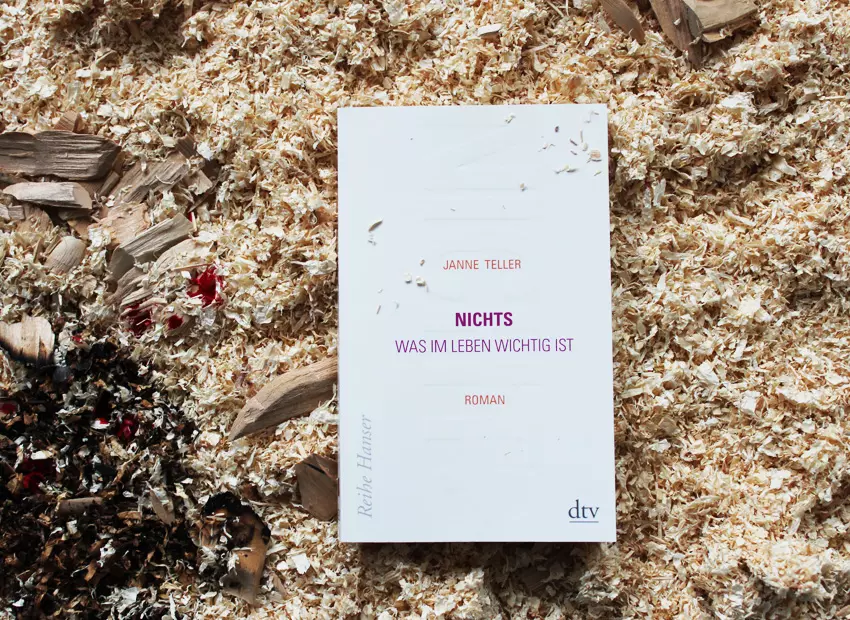 Galerie zum Buch «Nichts: Was im Leben wichtig ist»