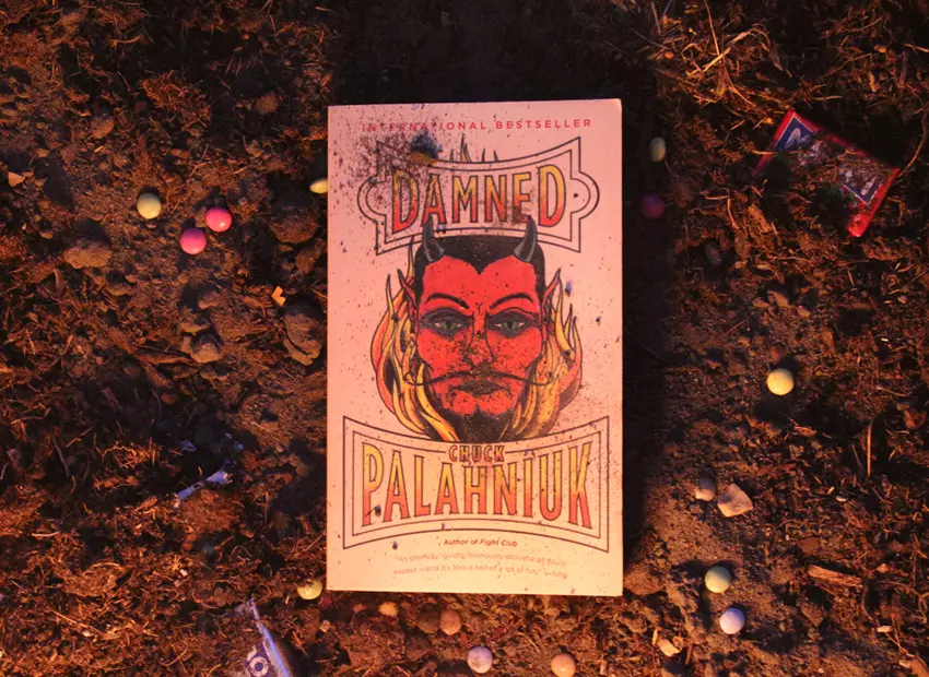 Galerie zum Buch «Damned»