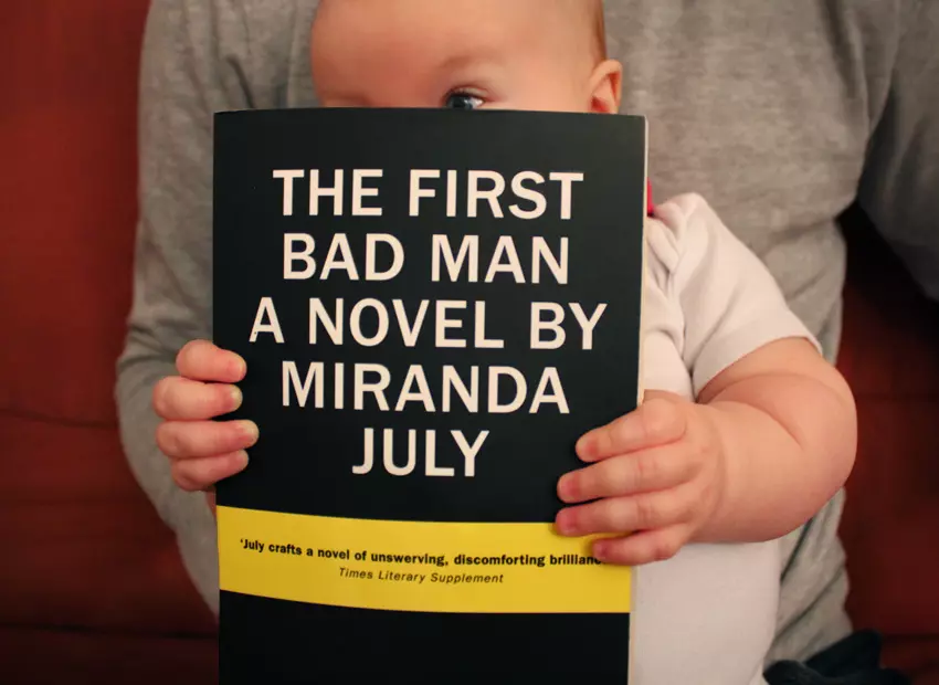 Galerie zum Buch «The First Bad Man»